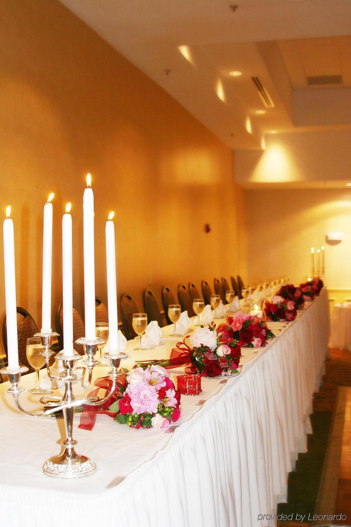 Holiday Inn Poplar Bluff By Ihg Ресторан фото
